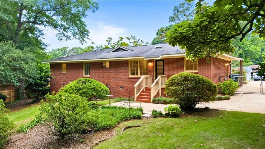 1409 Dunwall Court, Opelika, Alabama 36801
