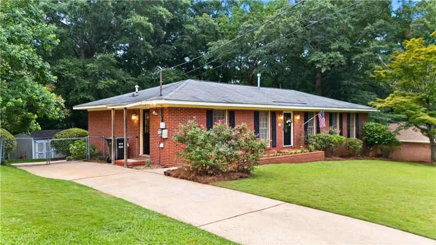 1409 Dunwall Court, Opelika, Alabama 36801
