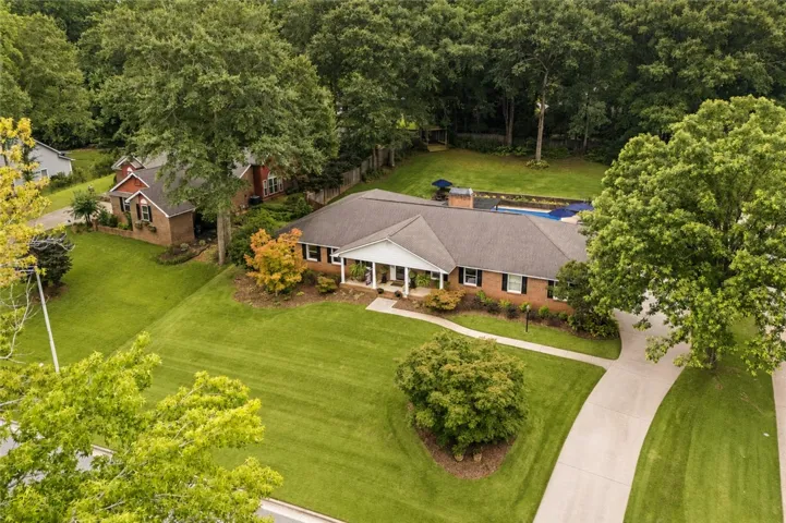 503 Winterburn Avenue, Opelika, Alabama 36081