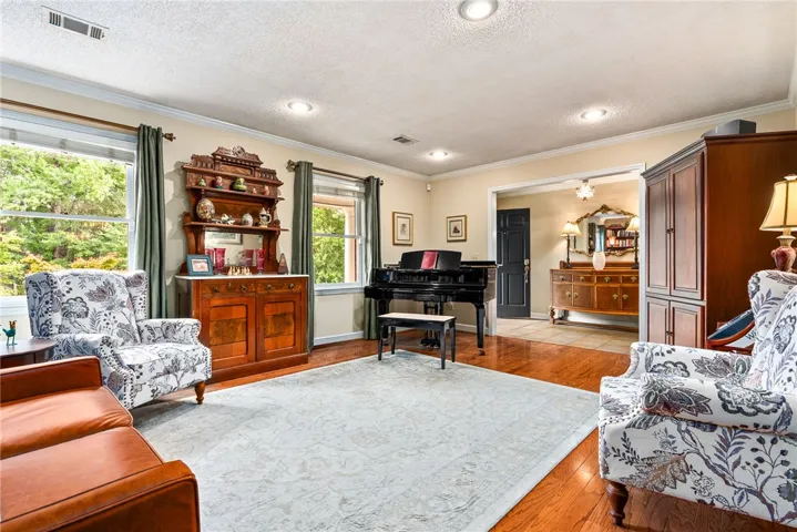 503 Winterburn Avenue, Opelika, Alabama 36081