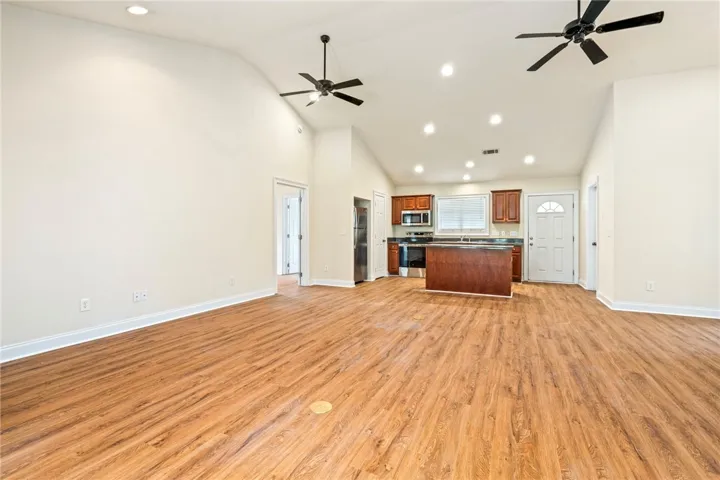 807 W Longleaf Drive 22, Auburn, Alabama 36832