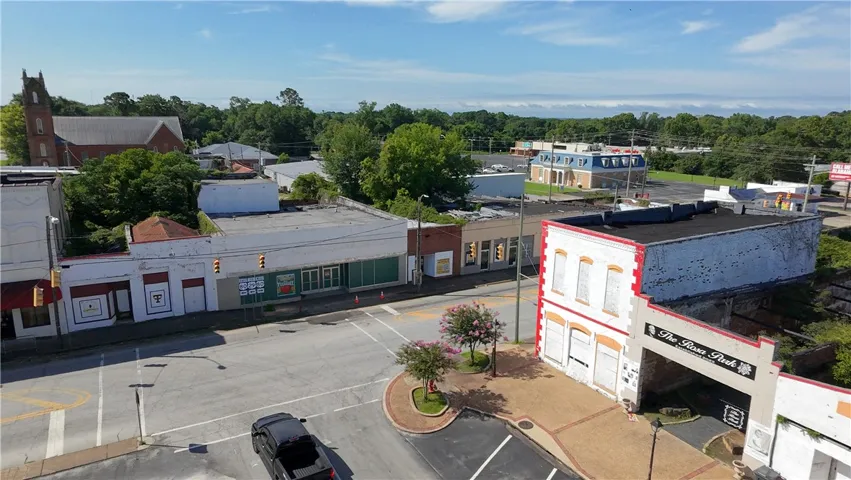 115 W Martin Luther King Highway, Tuskegee, Alabama 36083