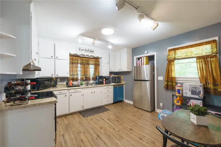507 S 11th Avenue, Lanett, Alabama 36863
