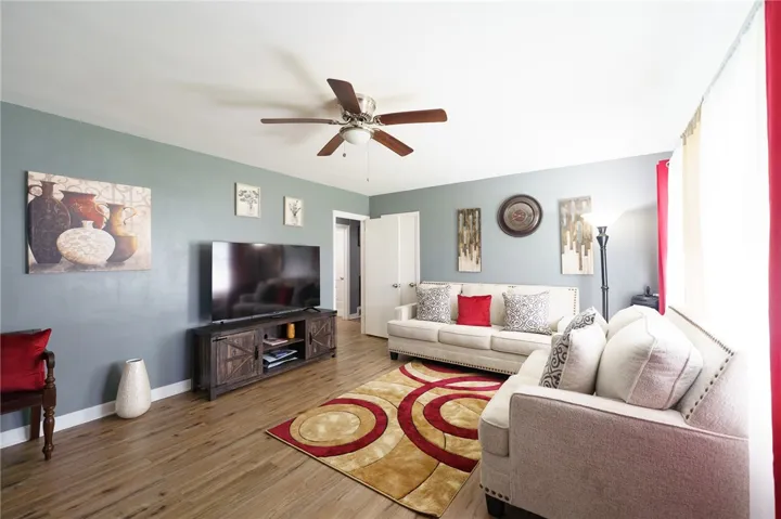 507 S 11th Avenue, Lanett, Alabama 36863