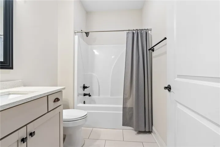 2734 Spring Lakes Crossing, Opelika, Alabama 36801