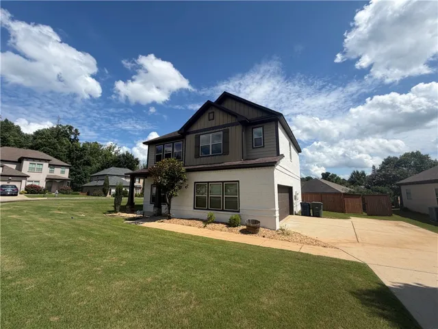 198 Valentino Court, Auburn, Alabama 36830