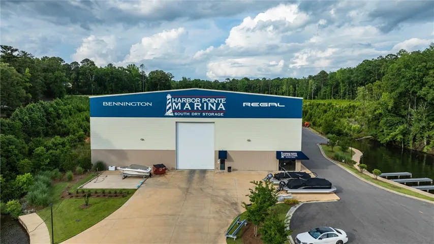 Secure boat storage and convenient lake access make this marina an ideal hub for water enthusiasts.