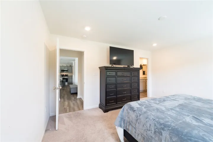 409 Bush Creek Road, Opelika, Alabama 36804