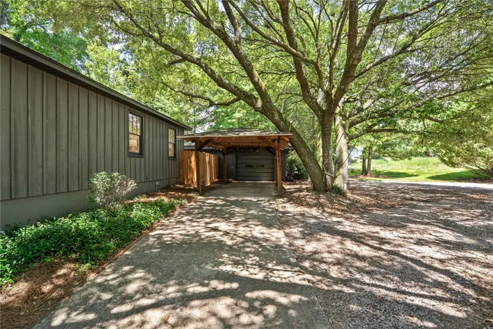 1471 Saugahatchee Road, Auburn, Alabama 36830