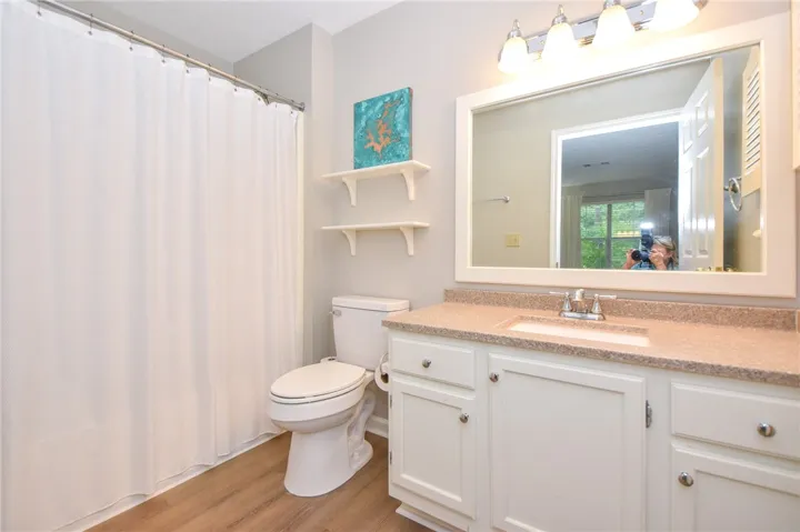 741 Lakeview Ridge N/a 106, Dadeville, Alabama 36853