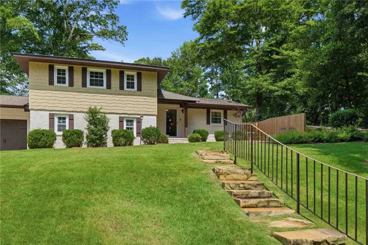 122 S Ryan Street, Auburn, Alabama 36830