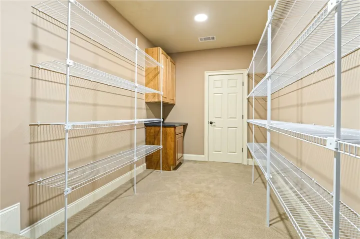 1843 Fairway Drive, Auburn, Alabama 36830