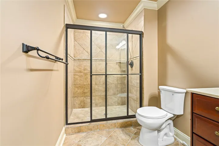 1843 Fairway Drive, Auburn, Alabama 36830