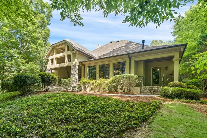 1843 Fairway Drive, Auburn, Alabama 36830