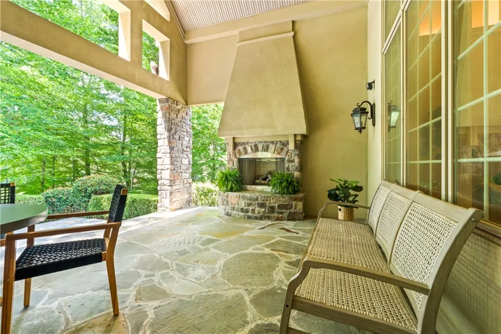 1843 Fairway Drive, Auburn, Alabama 36830