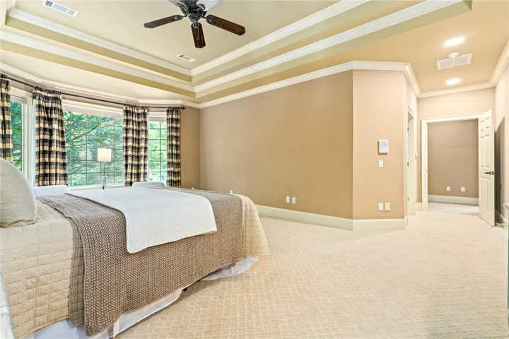 1843 Fairway Drive, Auburn, Alabama 36830