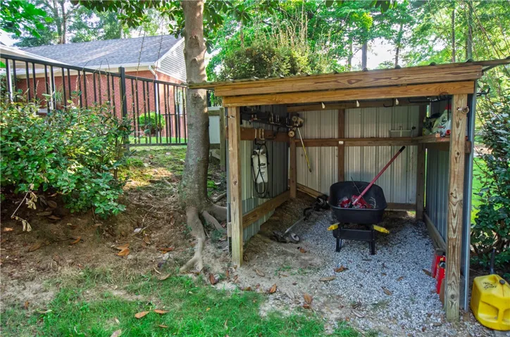 2315 Springwood Drive, Auburn, Alabama 36380