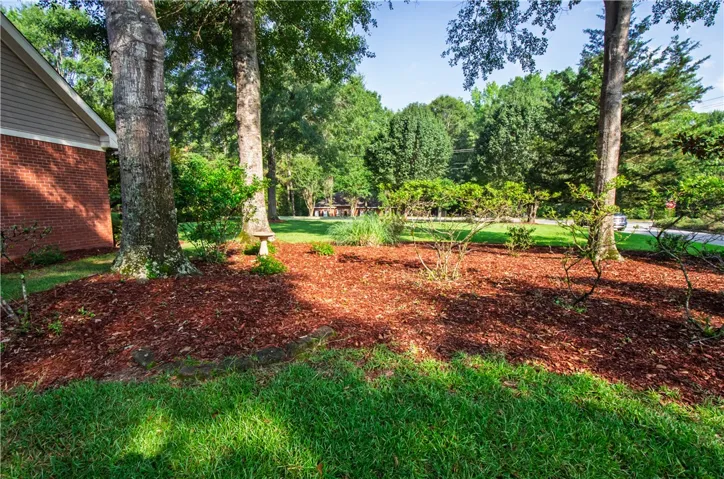 2315 Springwood Drive, Auburn, Alabama 36380