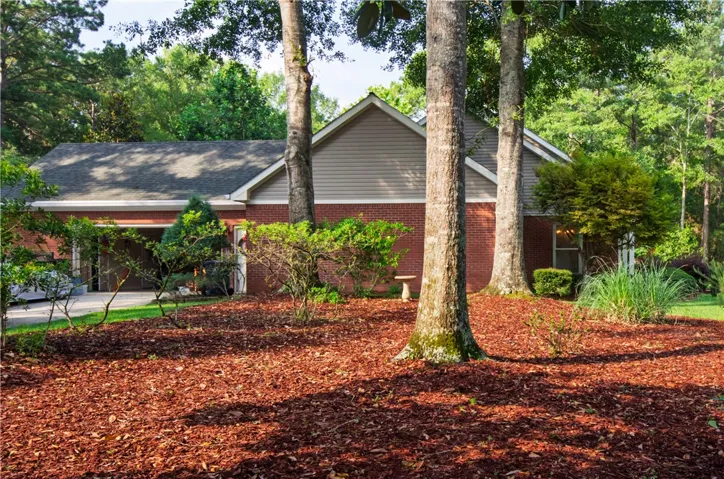 2315 Springwood Drive, Auburn, Alabama 36380