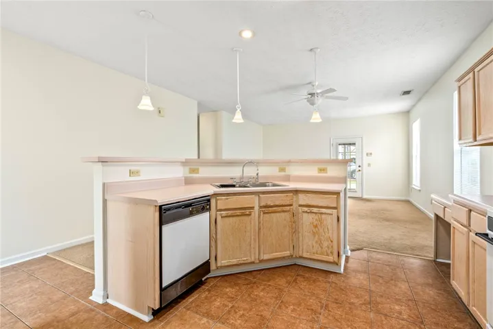 874 Harvard Drive, Auburn, Alabama 36830