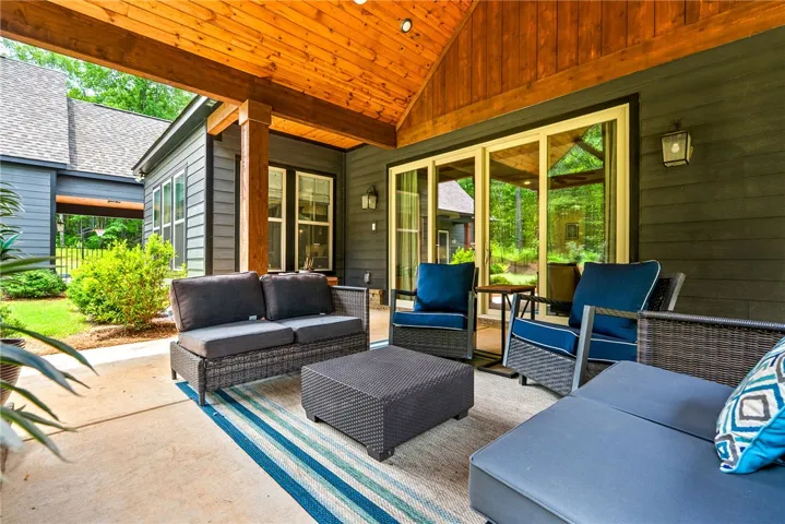 12550 Lee Road 72 N/a, Camp Hill, Alabama 36850