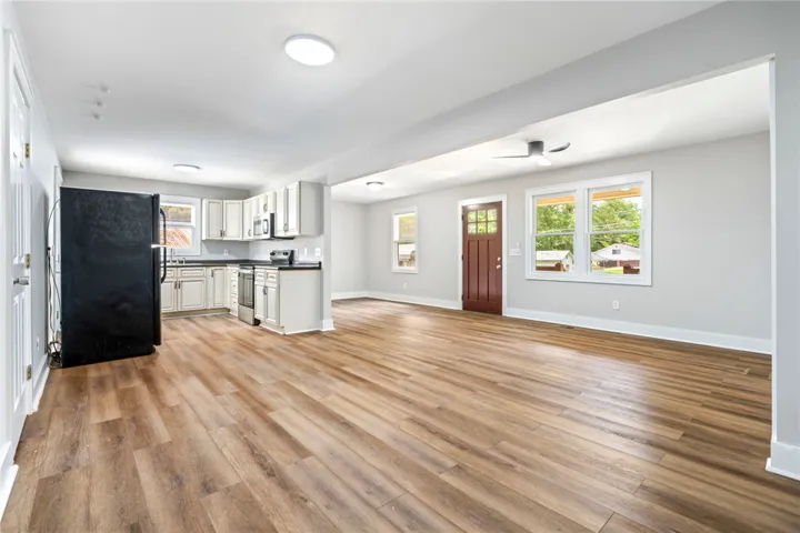Living/Kitchen