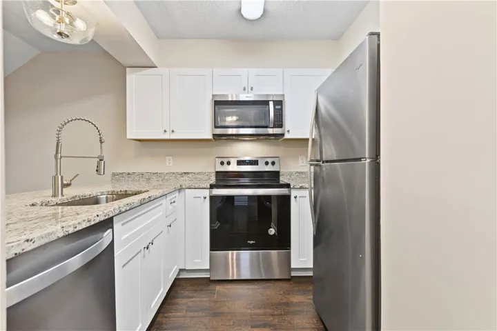 429 Moores Mill Road 12, Auburn, Alabama 36830