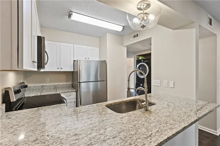 429 Moores Mill Road 12, Auburn, Alabama 36830