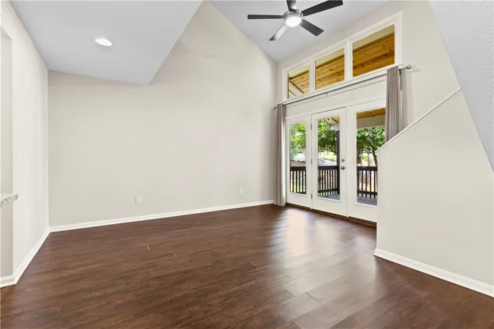429 Moores Mill Road 12, Auburn, Alabama 36830