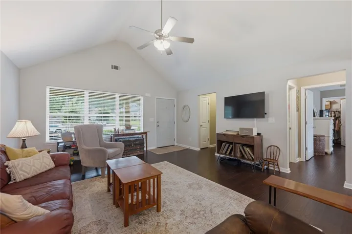2717 Brittany Lane, Opelika, Alabama 36804