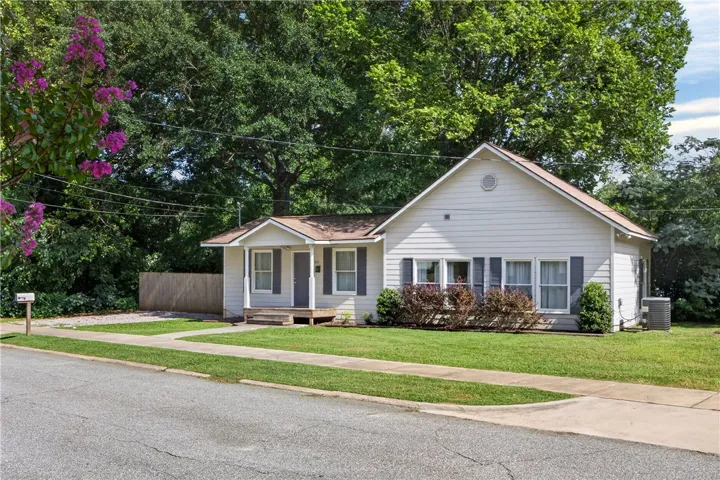 815 Torbert Boulevard, Opelika, Alabama 36801
