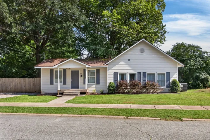 815 Torbert Boulevard, Opelika, Alabama 36801