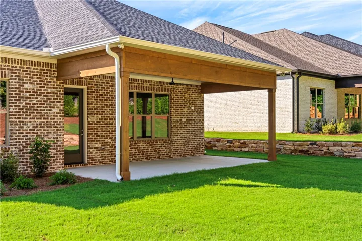 501 Windsor Drive, Opelika, Alabama 36801