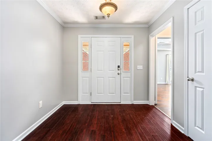 3604 Village Court, Opelika, Alabama 36801