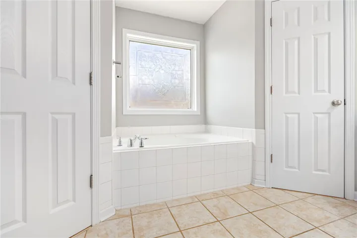 3604 Village Court, Opelika, Alabama 36801