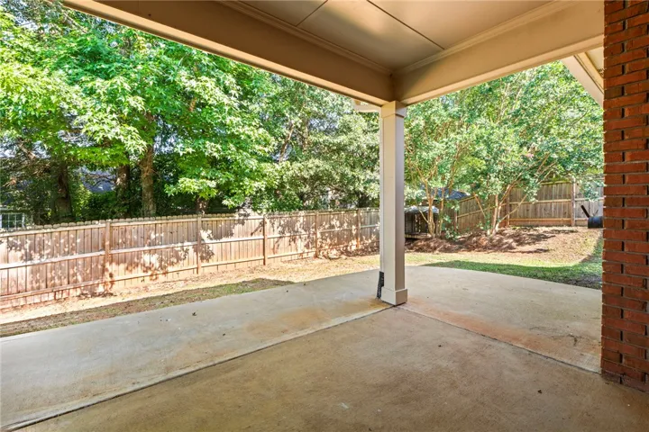 3604 Village Court, Opelika, Alabama 36801