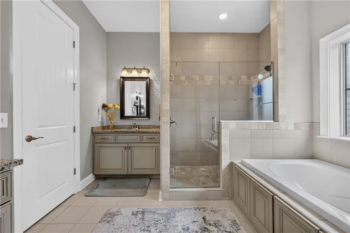 2646 Salford Street, Auburn, Alabama 36832