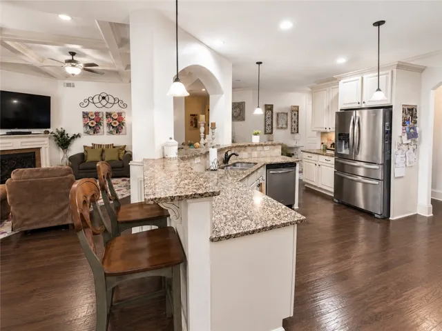 1295 Shadowwood Lane, Auburn, Alabama 36879