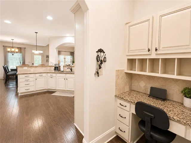 1295 Shadowwood Lane, Auburn, Alabama 36879