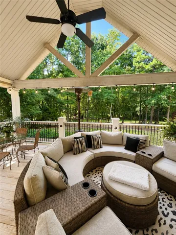 1295 Shadowwood Lane, Auburn, Alabama 36879