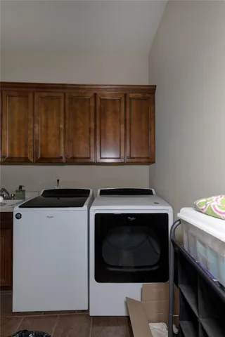 1794 Covington Ridge 402, Auburn, Alabama 36830