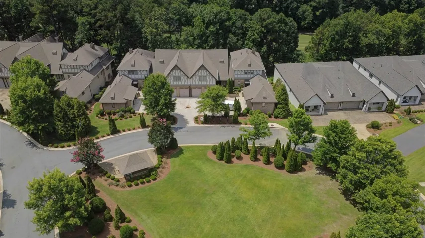 1794 Covington Ridge 402, Auburn, Alabama 36830