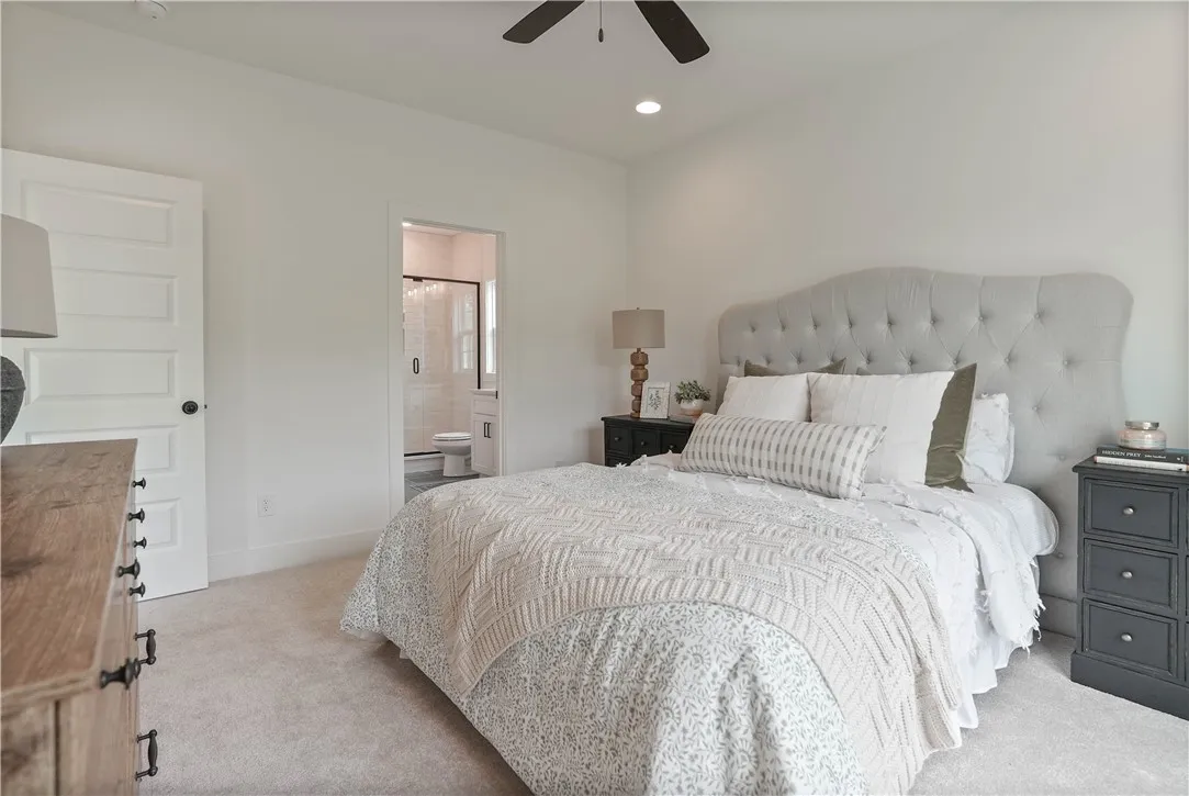 EXAMPLE PHOTOS of a completed Todd Floor plan