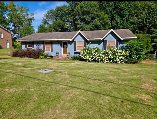 2004 Baton Court, Opelika, Alabama 36801