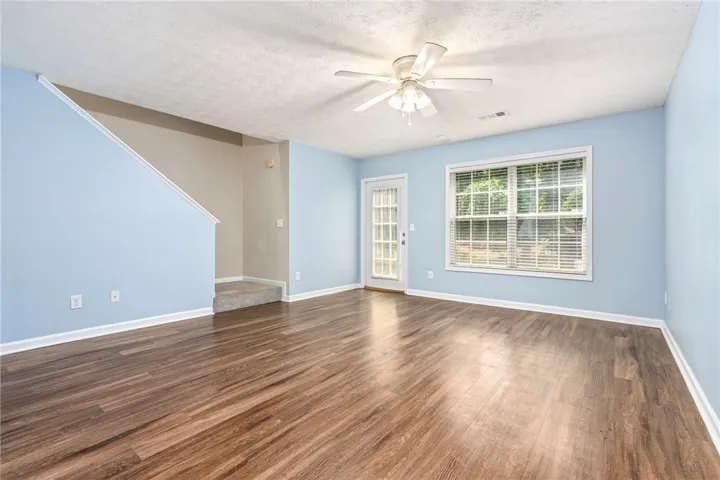 1477 N Donahue Drive 205, Auburn, Alabama 36830