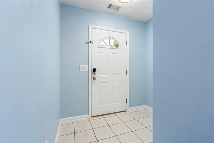 1477 N Donahue Drive 205, Auburn, Alabama 36830