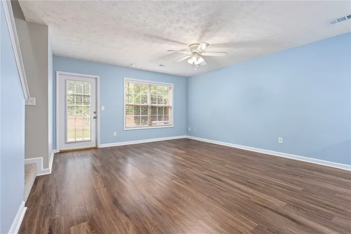 1477 N Donahue Drive 205, Auburn, Alabama 36830