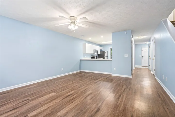 1477 N Donahue Drive 205, Auburn, Alabama 36830