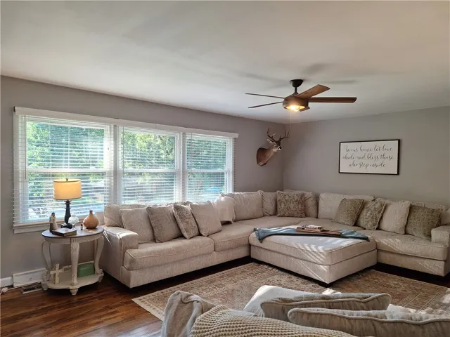 503 Crestview Lane, Valley, Alabama 36854
