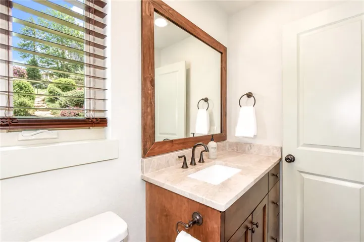 56 Loft Circle, Dadeville, Alabama 36853
